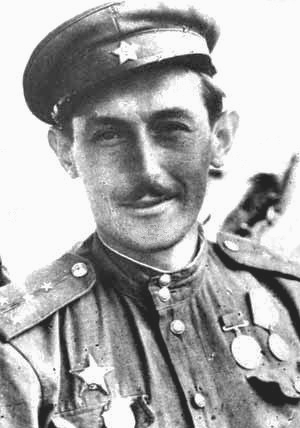 /Files/image/nekrasov_viktor_platonovich,_okolo_1945.jpg /Files/image/nekrasov_viktor_platonovich,_okolo_1945.jpg